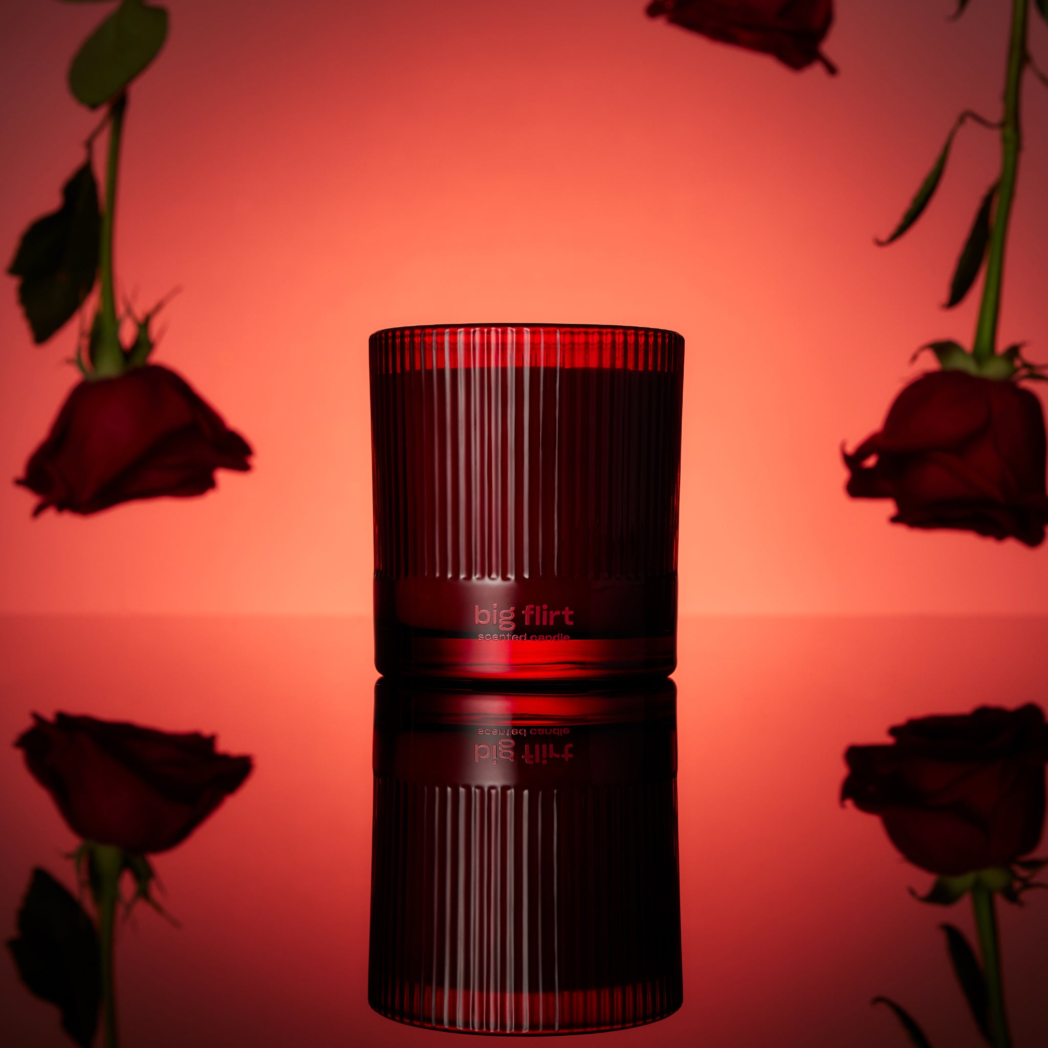 Big Flirt | Chocolate and Strawberry Candle | Snif