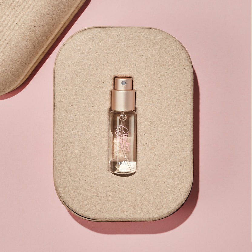 Strawberry Moon Genderless Scents Snif